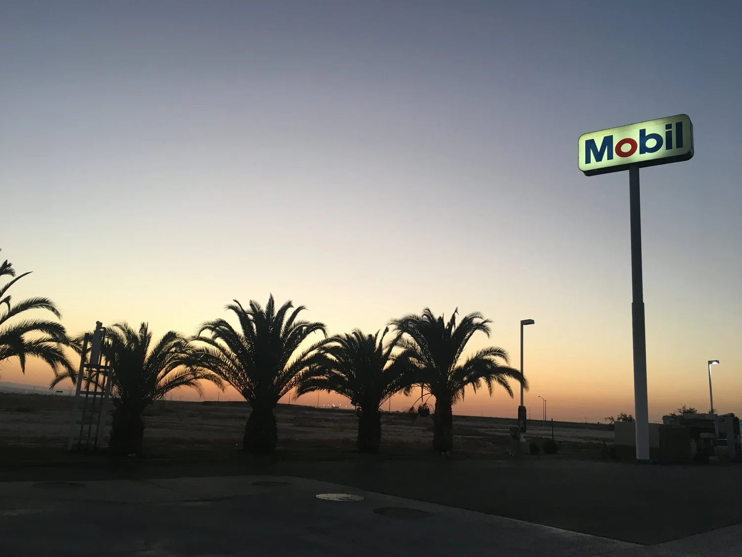 I Left My Heart In El Segundo — photograph from the evening
